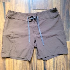 Like New Women's Patagonia Meridian board shorts Size 4 Brown